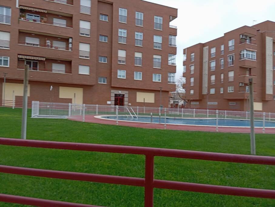 Buen Lugar Trabajo Y Familiar Appartement