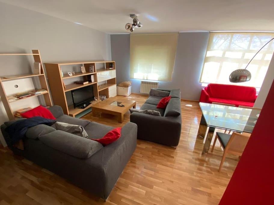 Buen Lugar Trabajo Y Familiar Appartement *